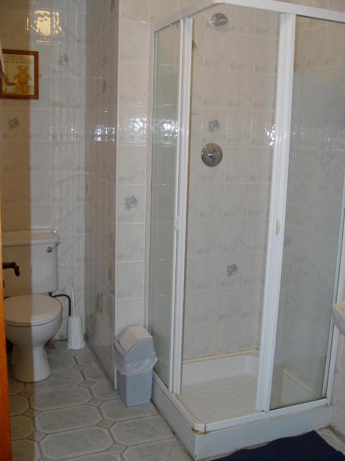 Carron Clare'S Rock Self-Catering Accommodation חדר תמונה